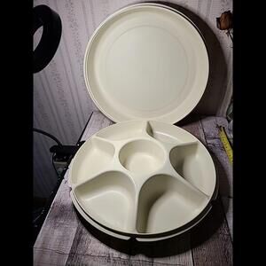 Vintage Tupperware 2-pc. veggie/fruit server tray almond #1666-2,#1665-4